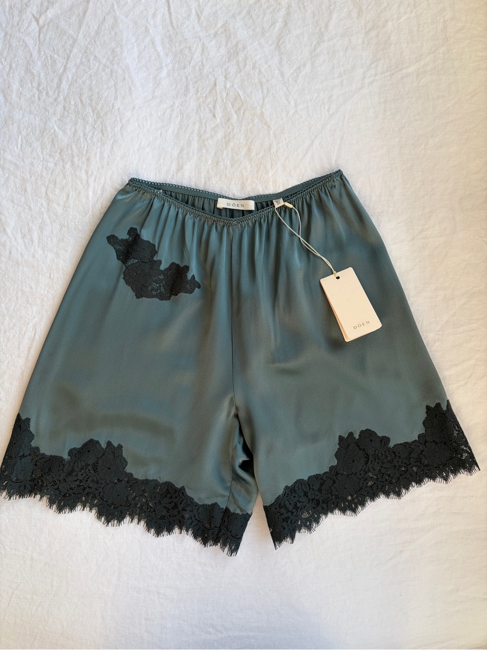 NWT Doen Irsa Silk Lace Long Bermuda Shorts Dulce Green Blue